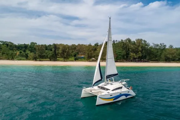 ISLAND SPIRIT 410
