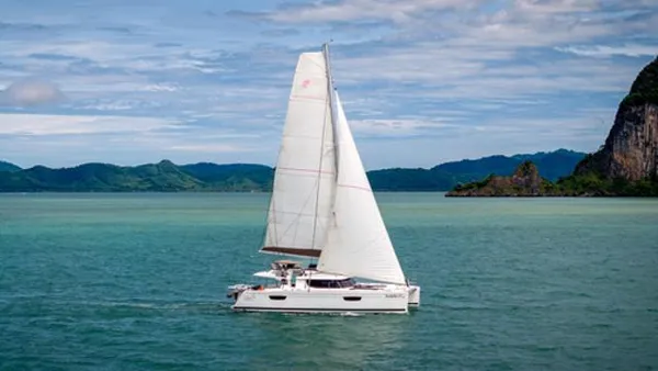 FOUNTAINE PAJOT SABA 50
