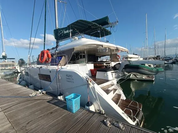 LAGOON 620
